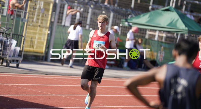 Herbert Julius Christoph (589) beim Lauf im Stadion Oberwerth Koblenz