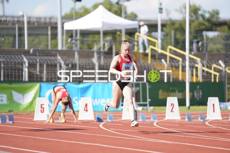Nadine Mercier (568) beim Sprint im Stadion Oberwerth Koblenz
