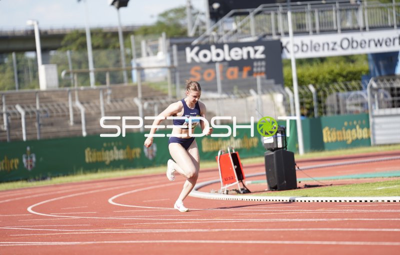 Steilen Lilian (1095) im Sprint auf der Tartanbahn in Koblenz
