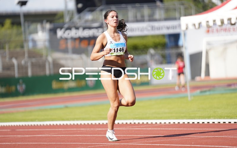 Jose Luisa (1146) beim Lauf im Stadion Oberwerth Koblenz