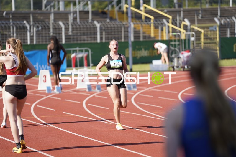 Völker Angelina (408) beim Lauf im Stadion Oberwerth Koblenz