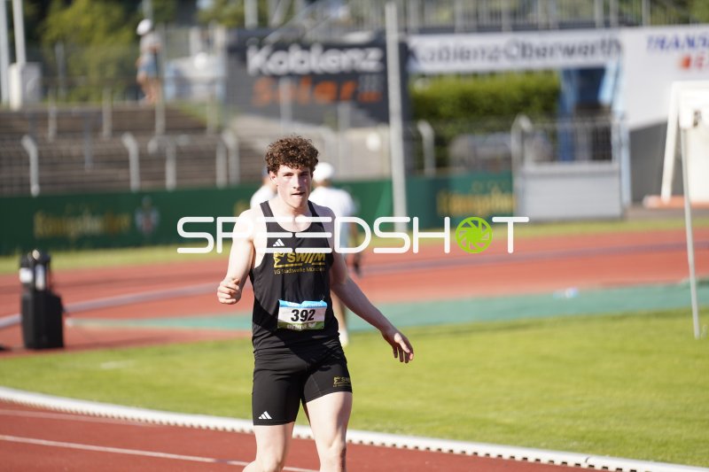 Grundei Jonas (392) beim Lauf im Stadion Oberwerth Koblenz