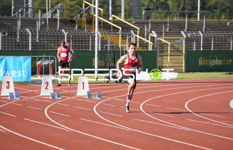 Timo LANGE (620) im Sprint auf der Tartanbahn in Koblenz