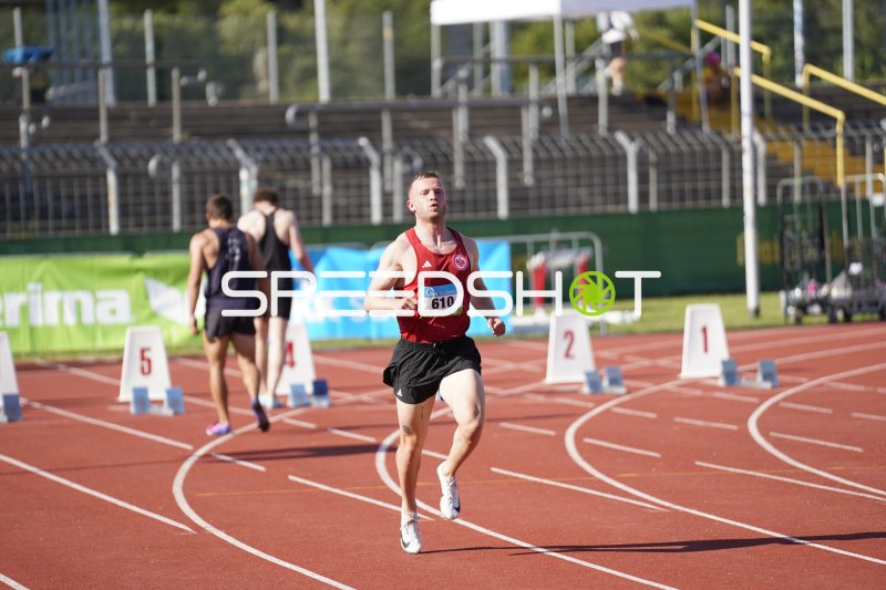 Enders Yanik Can (603) im Laufwettbewerb im Stadion Oberwerth Koblenz