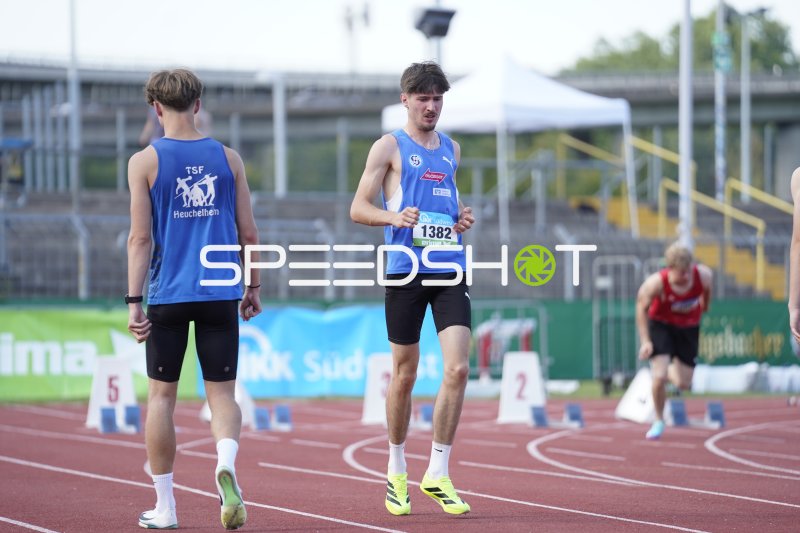 Krom Dmitrij (1382) beim Laufwettbewerb im Stadion Oberwerth Koblenz