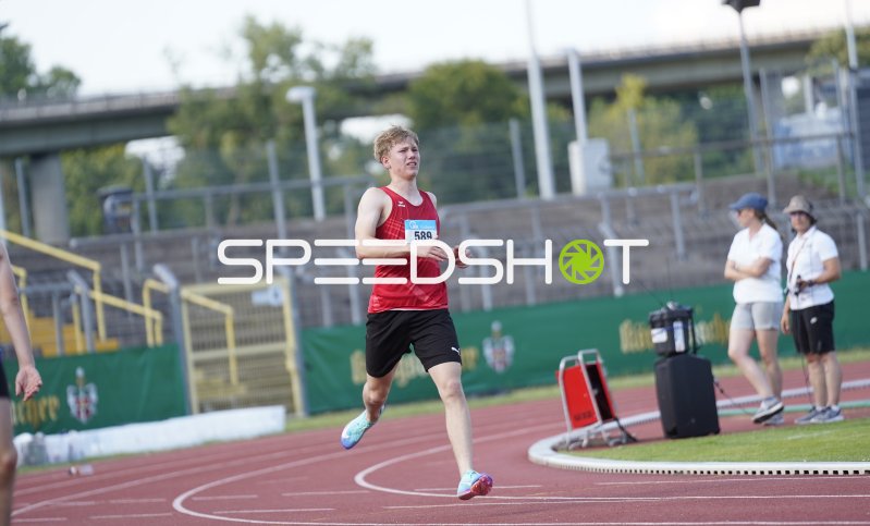 Herbert Julius Christoph (589) beim Lauf im Stadion Oberwerth Koblenz