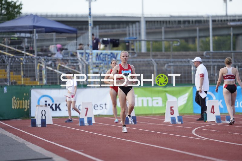 Nadine Mercier (568) beim Lauf im Stadion Oberwerth Koblenz