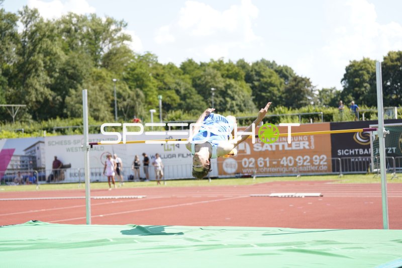 Hochsprung im Fosbury-Flop beim Leichtathletik-Meeting in Koblenz