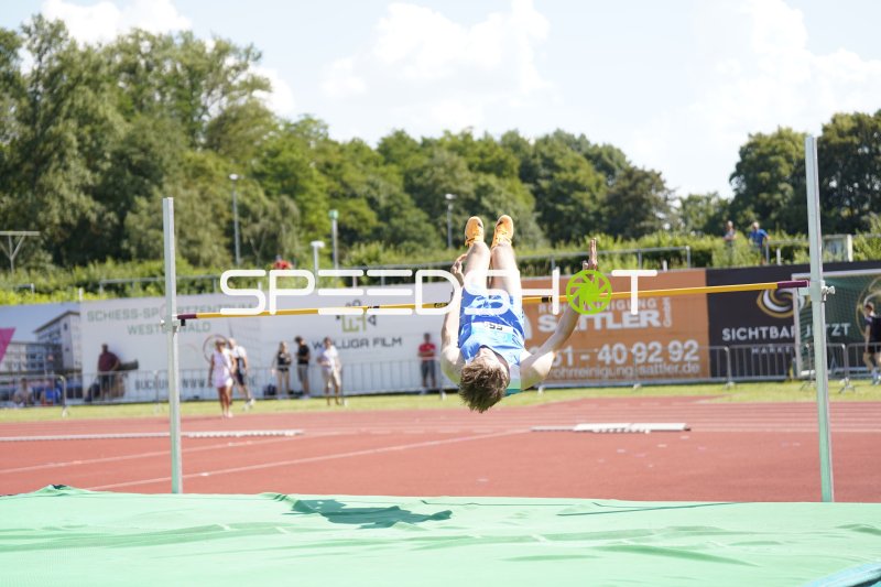 Hochsprung im Fosbury-Flop beim Leichtathletik-Meeting in Koblenz