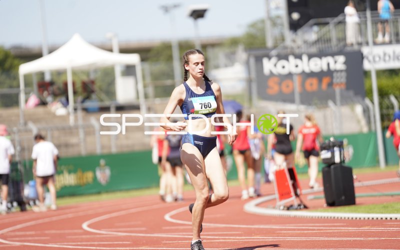 Sonnabend Lena (760) beim Lauf im Stadion Oberwerth Koblenz