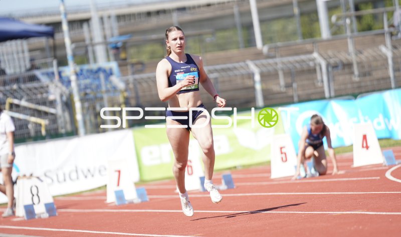 Steilen Lilian (1095) beim Sprint im Stadion Oberwerth Koblenz