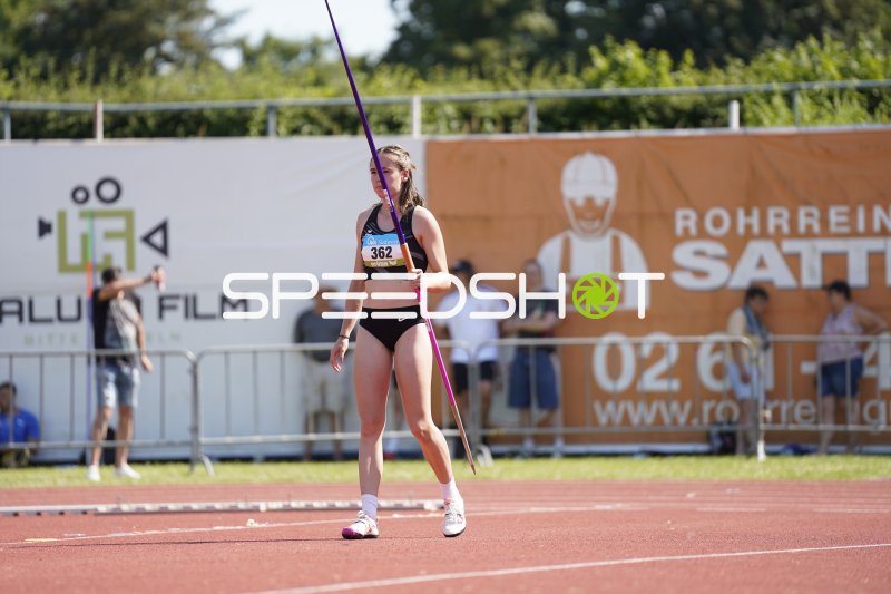 Schmitt Hanna (362) beim Speerwurf im Stadion Oberwerth Koblenz