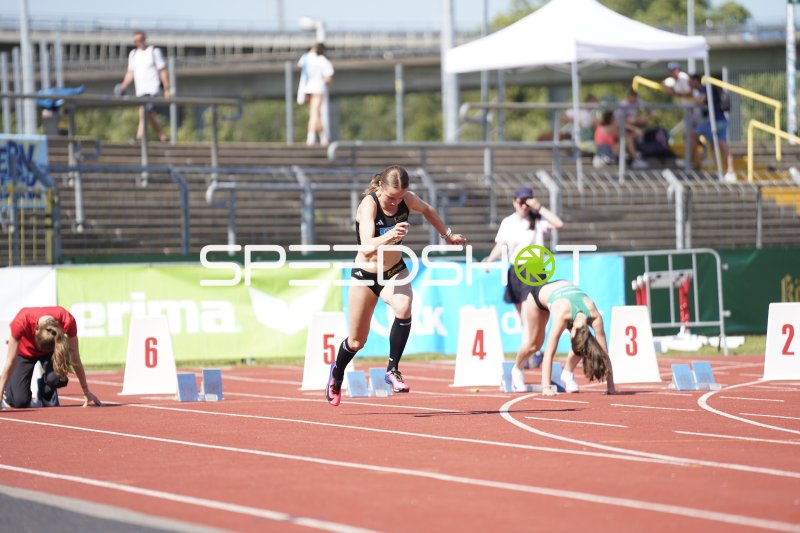 Sprintstart im Stadion Oberwerth Koblenz