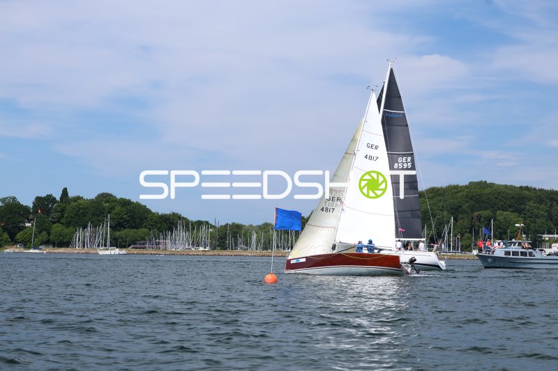 Segelboot GER 4817 und GER 8595 im Hafen Eckernförde