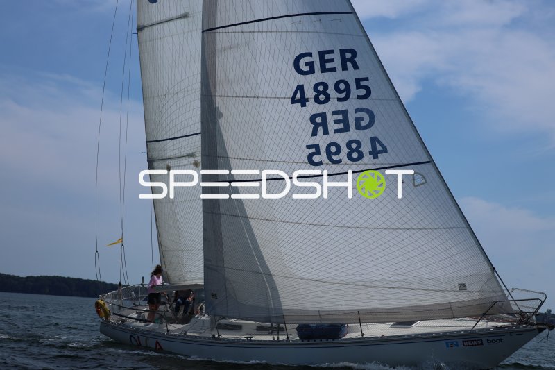 Segelboot GER 4895 auf dem Wasser bei Eckernförde