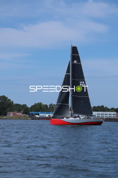 Fast 40+ Segelboot GER 8419 im Hafen Eckernförde