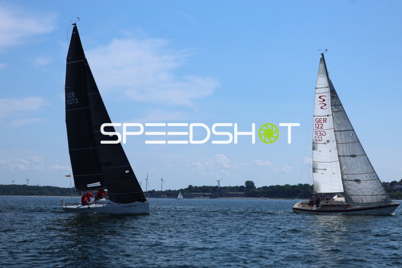 Segelregatta in Eckernförde: GER 5373 und GER 122 auf der Bucht