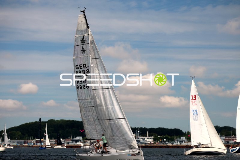 Segelregatta im Hafen Eckernförde mit Booten der Klasse GER 6988
