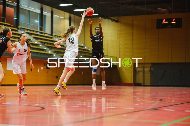 Sprungwurf einer TG Neuss Junior Tigers Spielerin gegen Metropolitain Girls #12