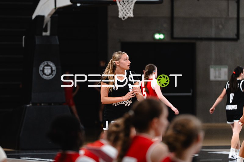 Hamburg Towers (#9) im Spielaufbau gegen Junior Suns Rendsburg