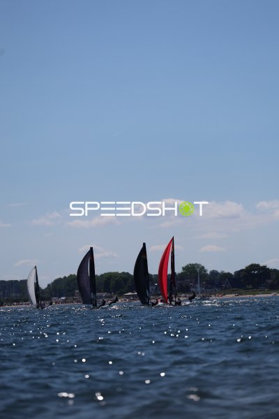 Segelboote im Rennen auf der Kieler Förde bei Schilksee