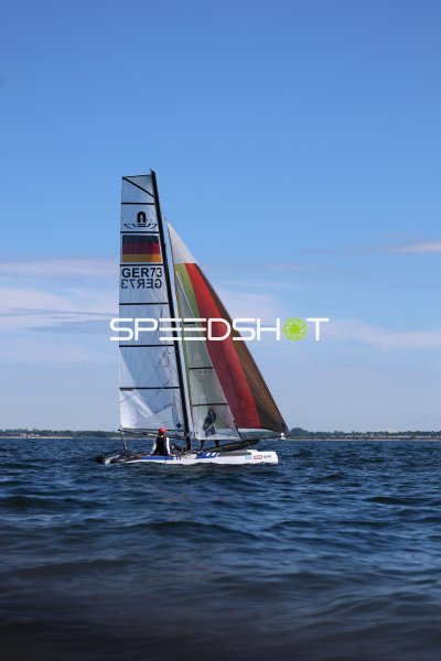 Segelboot GER73 auf der Kieler Förde beim Regattasegeln