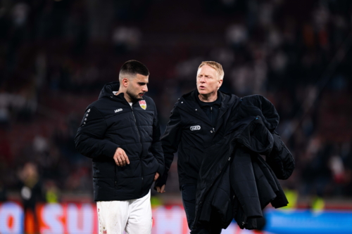 Spieler und Trainer im Gespräch