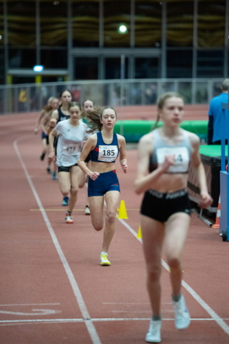 Läuferinnen mit Startnummern 185 und 492