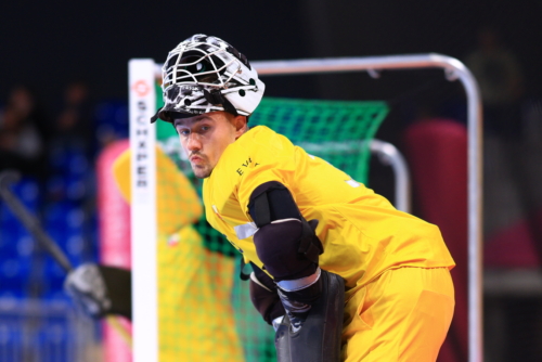 Torwart Necip CILKIZ (26; Türkei) fokussiert im Tor