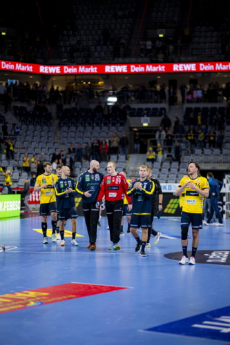 Szene mit Patrick Groetzki (24; Rhein Neckar Löwen) und Teamkollegen